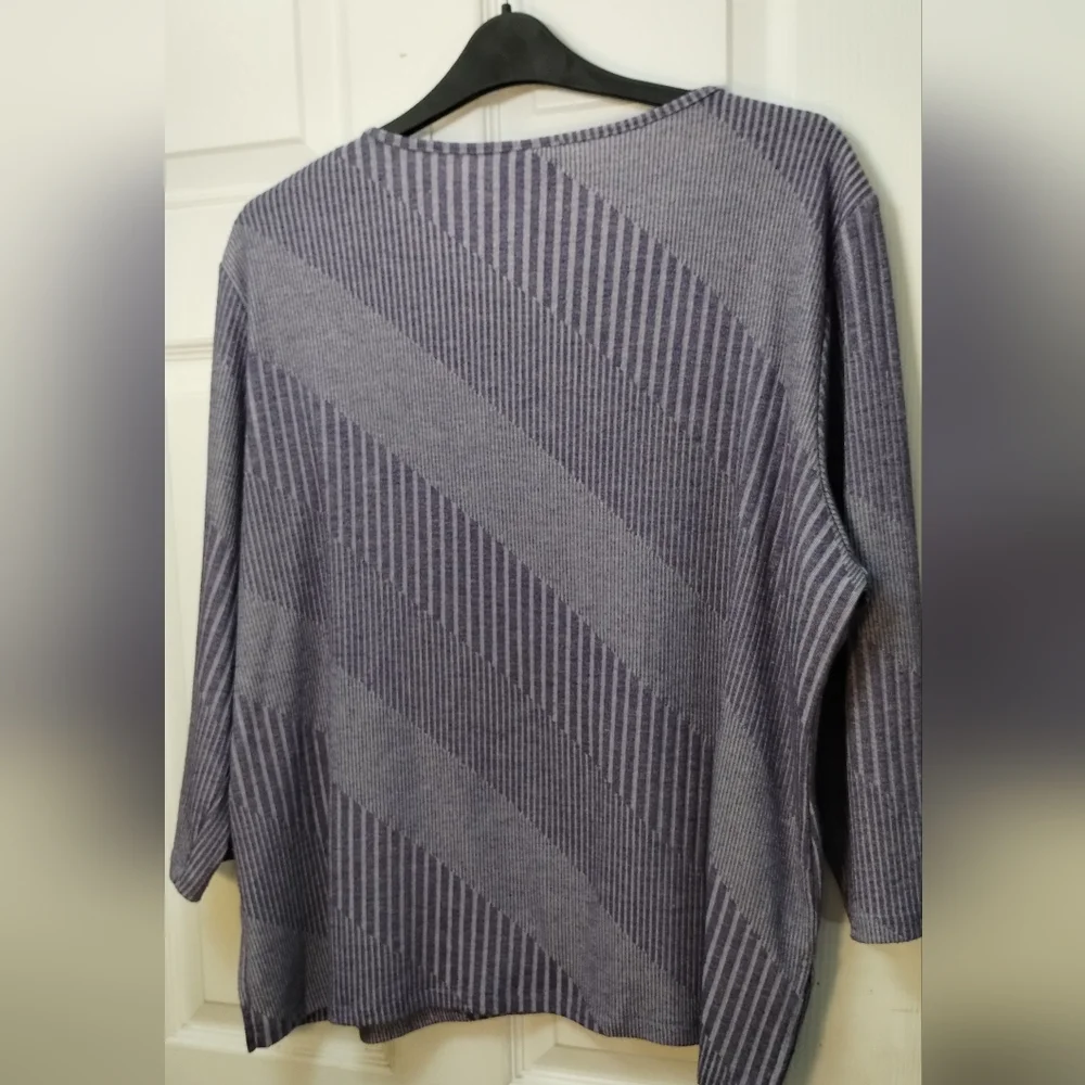 Plus Size Alfred Dunner Embroidered Studded Top - Picture 9 of 9